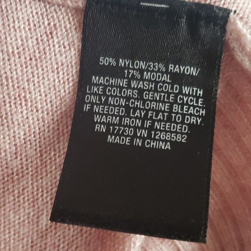 Mossimo Light Pink Top - Picture 4 of 10